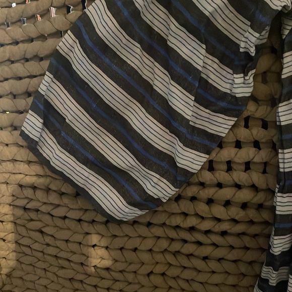 Women’s blouse - Picture 3 of 3